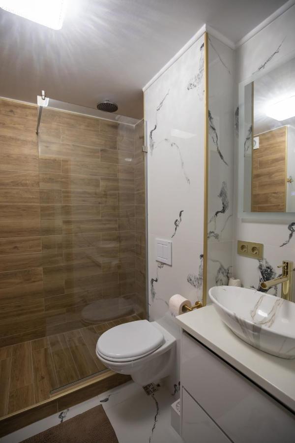Tîrgu Ocna Apartament Gold מראה חיצוני תמונה